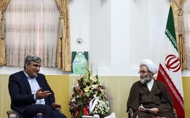 مردم از استاندار گیلان راضی هستند/روحیه دکتر سالاری همچون افراد اوایل انقلاب ارزشمند است