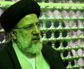  وحدت همه نیروهای دغدغه مند انقلاب اسلامی تنها راه برون رفت از مشکلات است
