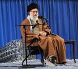 امام‌ خامنه‌ای: همه حواس‌شان را جمع کنند؛ ممکن است دشمن برای سال ۹۸ نقشه کشیده باشد