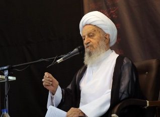 با دیدن سیل‌زدگان گریه‌ام گرفت/ باید خود را جای سیل زدگان قرار دهیم