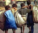چهره‌های آفتاب‌خورده، دست‌های کوچک کار