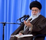 مسئولان به تولید داخلی توجه کنند