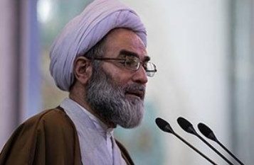 توزیع برنج وارداتی ممنوع شود