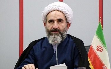 اجازه نفوذ فرهنگ غربی را به سبک زندگی اسلامی ندهیم