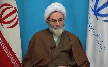 نیروی انتظامی با هنجارشکنان ماه مبارک رمضان قاطع برخورد کند