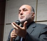 تظاهر به شفافیت ممنوع؛ شفافیت یعنی اطمینان مردم از یکی بودن حرف و عمل نمایندگان