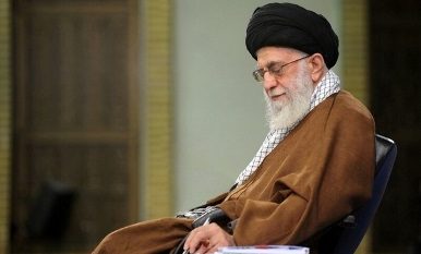 گناهی بزرگ و نابخشودنی است / مسلمانان به ویژه در غرب آسیا هوشیار باشند
