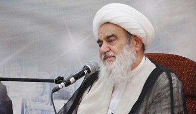  دوستی زن و مرد نامحرم ریشه در فراموشی فضیلت عفو در خانه دارد