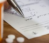 پذیرش نسخه کاغذی پزشکان از اول دی ماه قابل قبول نیست