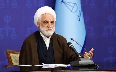 قوه قضائیه باید مستقل از جریان‌های سیاسی باشد / اگر ظلمی توسط یک مأمور حکومت صورت گرفت باید بیشتر مورد توجه قرار گیرد / نباید ابزار انتقام گیری یک جریان سیاسی از جریان مقابل باشیم