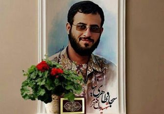انتظار والدین شهدا از مسئولین این است که حداقل یکبار وصیتنامه شهدا را بخوانند