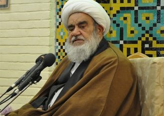 توصیه حضرت آیت الله مظاهری به مردم و مسئولان در مورد حل مشکل ازدواج
