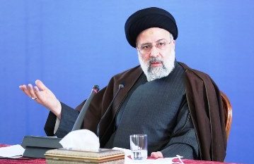 نظام پرداخت حقوق باید فوری و بر مبنای عدالت اصلاح شود/ قاطعانه مانع افزایش قیمت کالاها شوید
