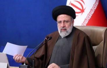  دولت مشکلات را می‌داند و دنبال حل آن است/ تورم سیر نزولی دارد