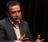 مردم نقض اجرای قانون اساسی را گزارش دهند/ رفع مشکلات اقتصادی با بازگشت به قانون اساسی