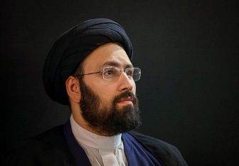 به پاس داشتن رهبری شجاع و ملتی شجاع سجده شکر به جا مى آوریم