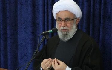 زن از منظر قرآن می‌تواند جریان ساز، کنش‌گر و تحول‌آفرین باشد | جایگاه زنان را اسلام ارتقا داد