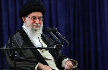 نگذارید تبلیغات دشمن بر روی افکار عمومی اثر کند