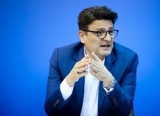 مطالبات چایکاران به‌طور کامل پرداخت می شود