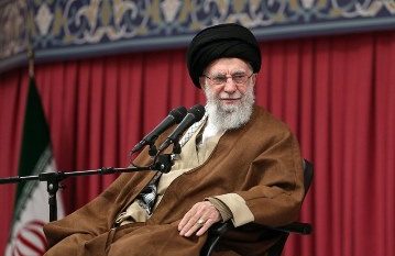 مذاکره با آمریکا هیچ تاثیری در رفع مشکلات کشور ندارد/ اگر به امنیت ملت ما تعرض کنند، ما هم به امنیت آن‌ها تعرض خواهیم کرد