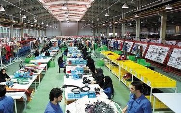 ارتقاء سطح رفاه استان در گرو روشن ماندن چراغ صنایع است