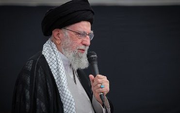 ملت ایران دین و دانش خود را رها نخواهد کرد/ به کوری دشمن خواهیم توانست ایران را به اوج ترقی و افتخار برسانیم